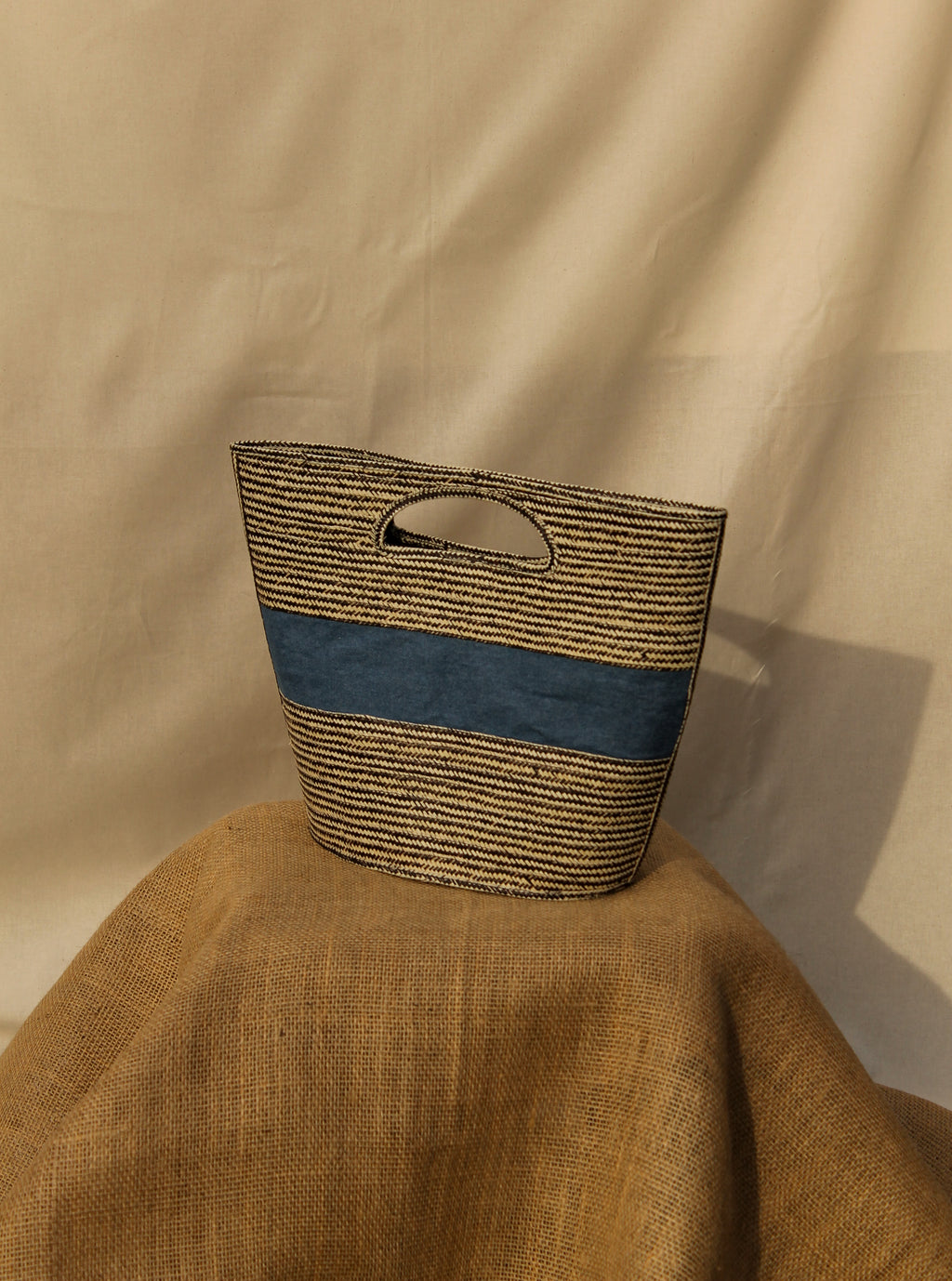 CaÑa Flecha Salvaged Demin Handbang