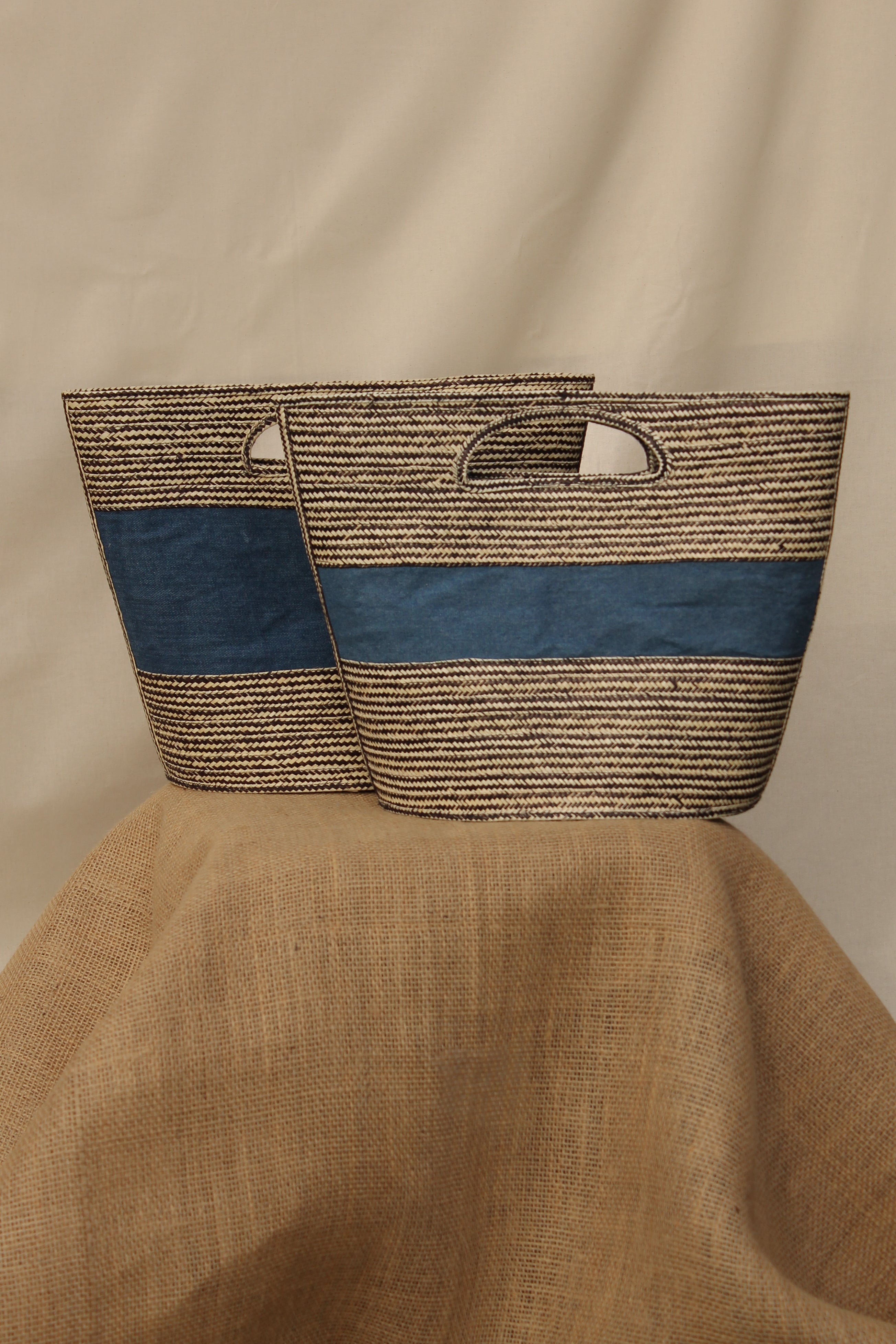 CaÑa Flecha Salvaged Demin Handbang